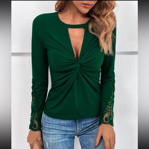 Cute comfy green blouse, stretchy material